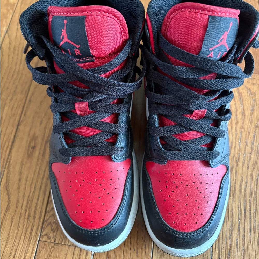 Nike Red and Black Sneakers High-Top Design